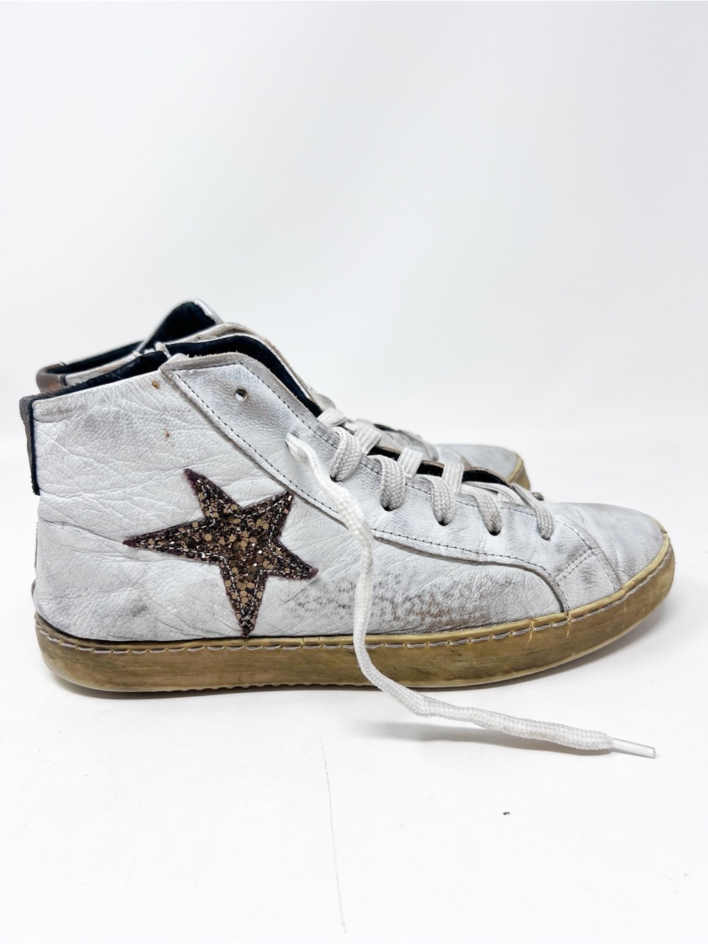 UNBRANDED HIGH TOP INTENTIONALLY DISTRESSED GLITTER STAR SNEAKERS WOMENS SZ 9